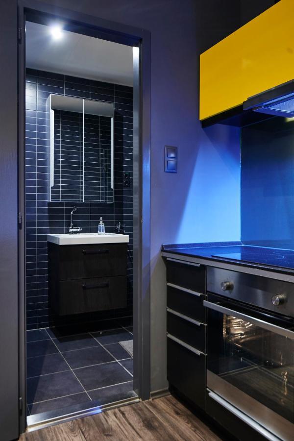 Central Location Yellow-Black Apartment Budapest Ngoại thất bức ảnh